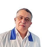 Врач Аладжев Георгий Геннадьевич