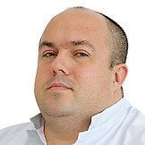 Врач Вшивцев Андрей Иванович